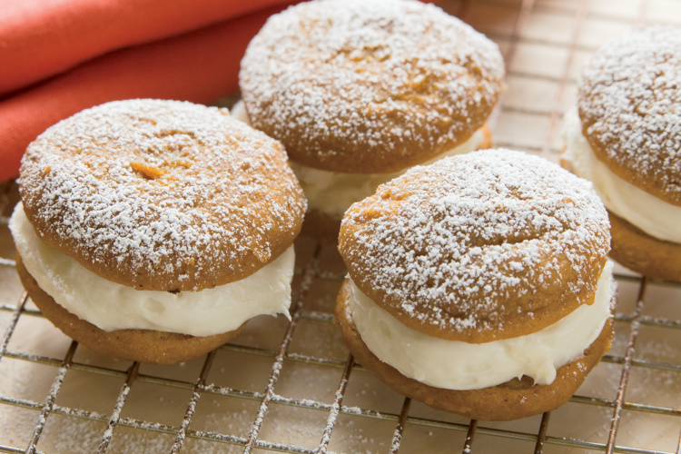 Pumpkin Whoopie Pies