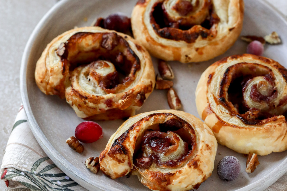 Cranberry Brie Pecan Pinwheels holiday appetizer recipes
