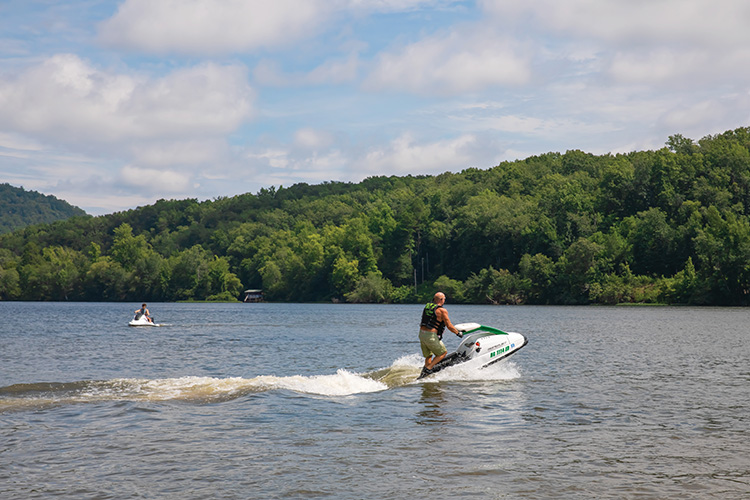 lake tillery