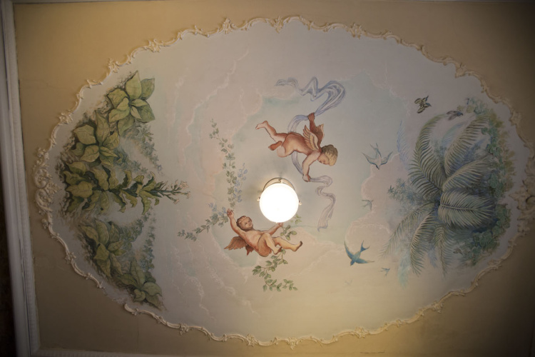 Korner's Folly in Kernersville, NC i