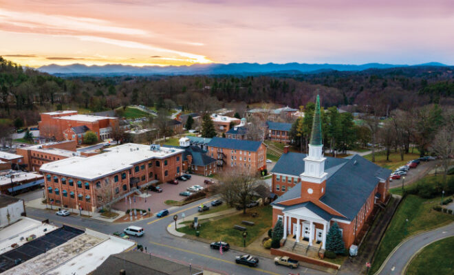 Downtown Mars Hill. ©Journal Communications/Nathan Lambrecht